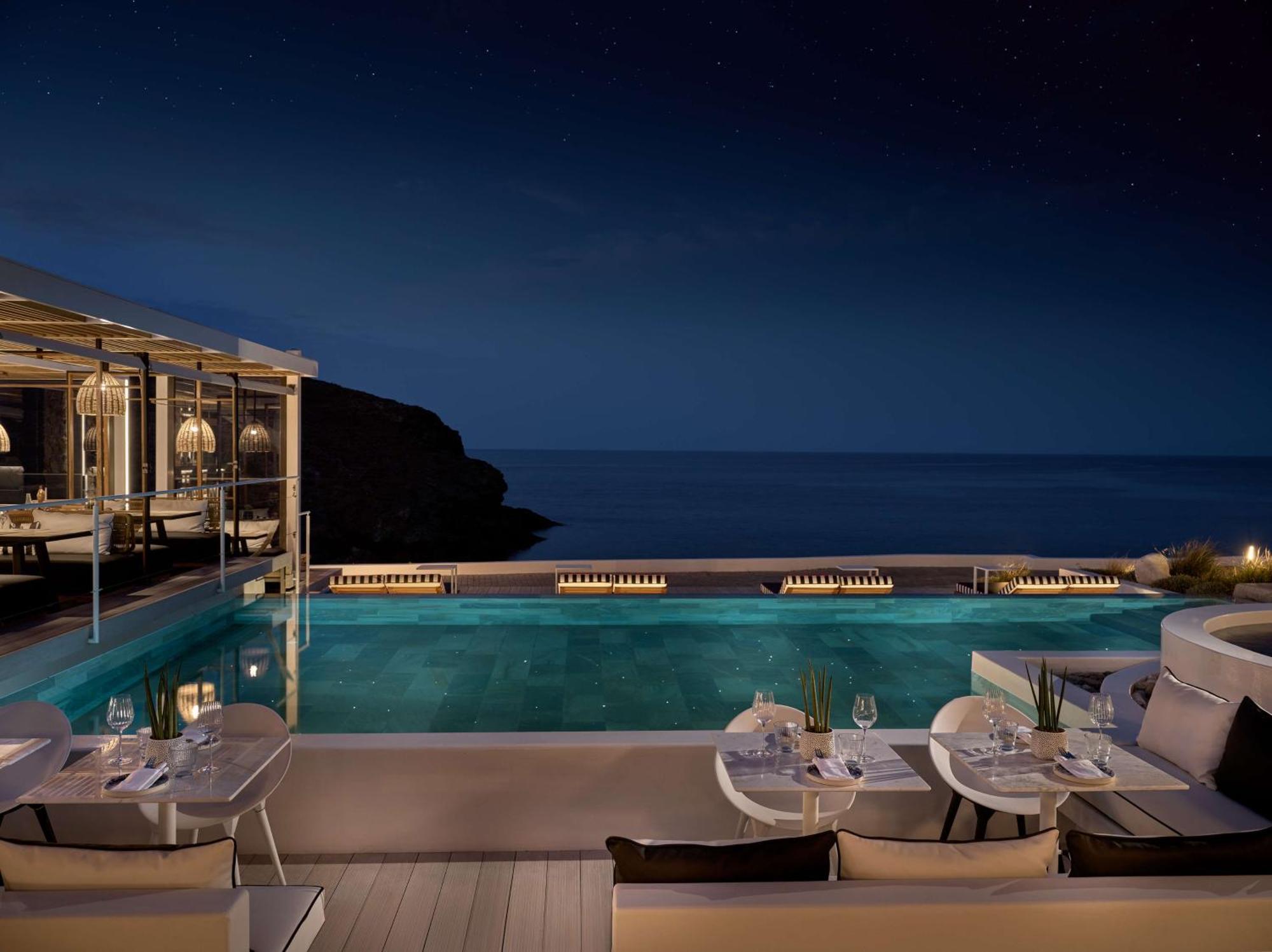 Hotel Semeli Coast Mykonos Curio Collection By Hilton 5*