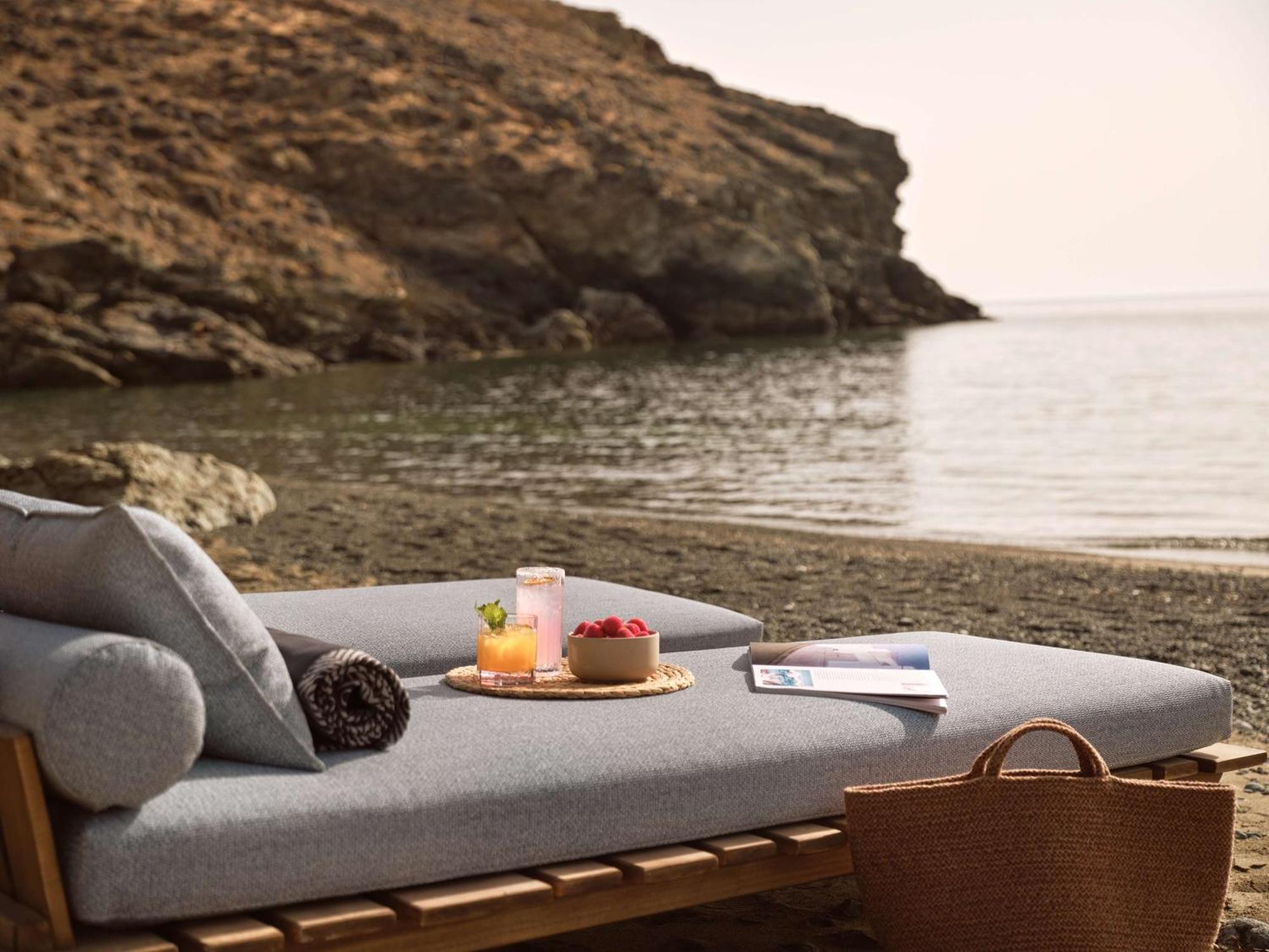Semeli Coast Mykonos Curio Collection By Hilton Merchia Beach
